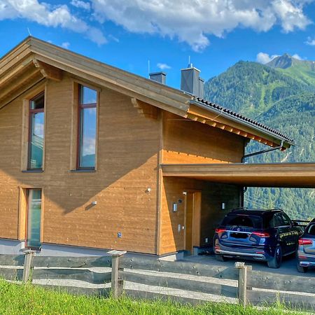 Ski-In Ski-Out Chalet Maiskogel "Bergli" - By Alpen Apartments Kaprun Exterior photo