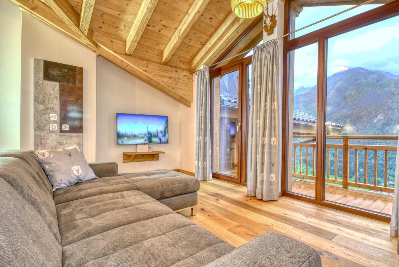 Ski-In Ski-Out Chalet Maiskogel "Bergli" - By Alpen Apartments Kaprun Exterior photo